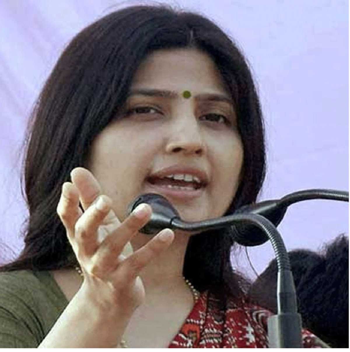 बुलडोजर और एनकाउंटर जैसी नकारात्मक राजनीति कर रही योगी सरकार : डिंपल यादव बुलडोजर और एनकाउंटर जैसी नकारात्मक राजनीति कर रही योगी सरकार : डिंपल यादव